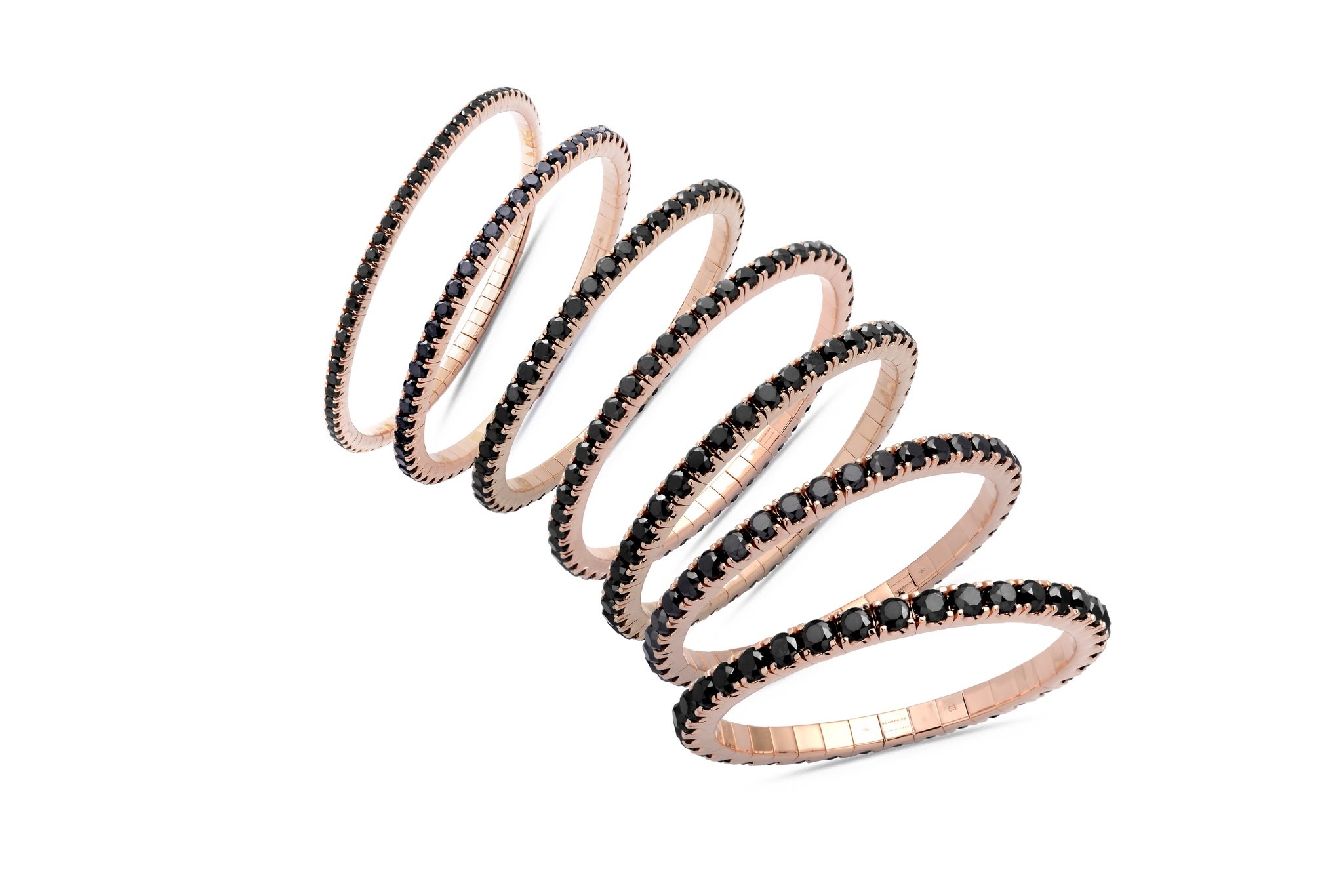 Infini Noir: schwarze Brillanten in Roségold in sieben Steingrößen